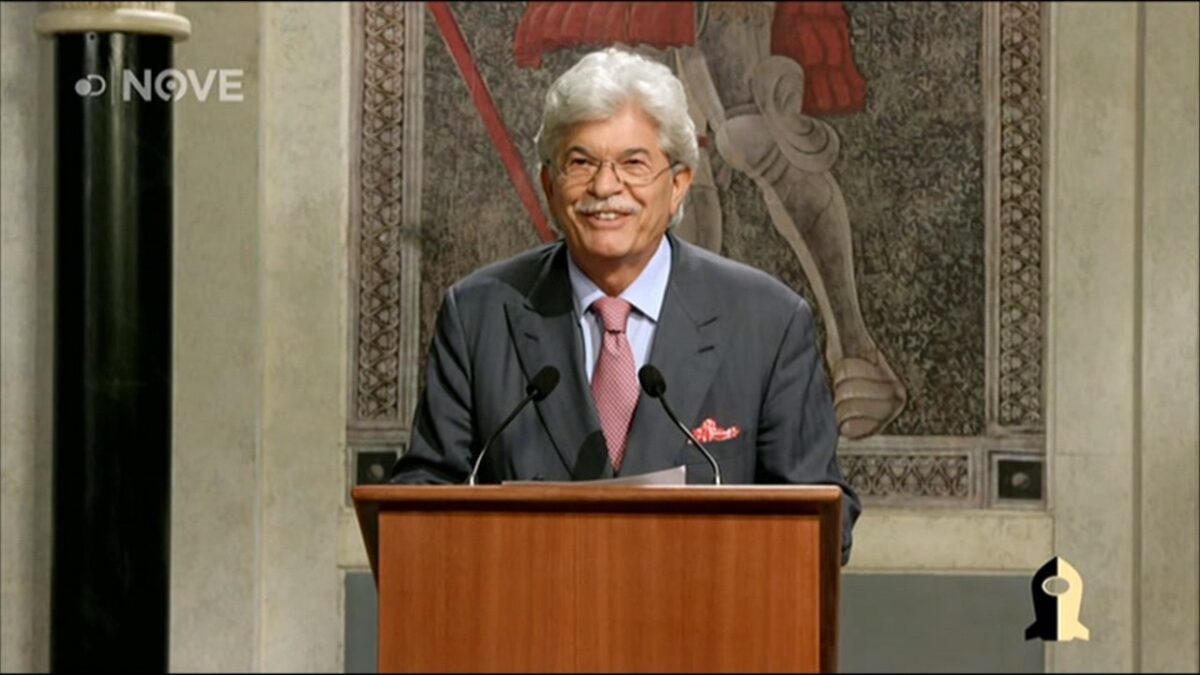Razzi Vostri, i tristi ‘effetti di Crozza’ sul senatore