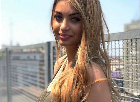 Emma Muscat ha firmato con la Warner Music