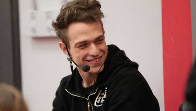 Amici 17, il vincitore Irama a Blogo: “Tutta un’altra emozione rispetto a Sanremo” (VIDEO)