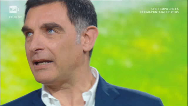 Saluti Tiberio Timperi Unomattina in famiglia