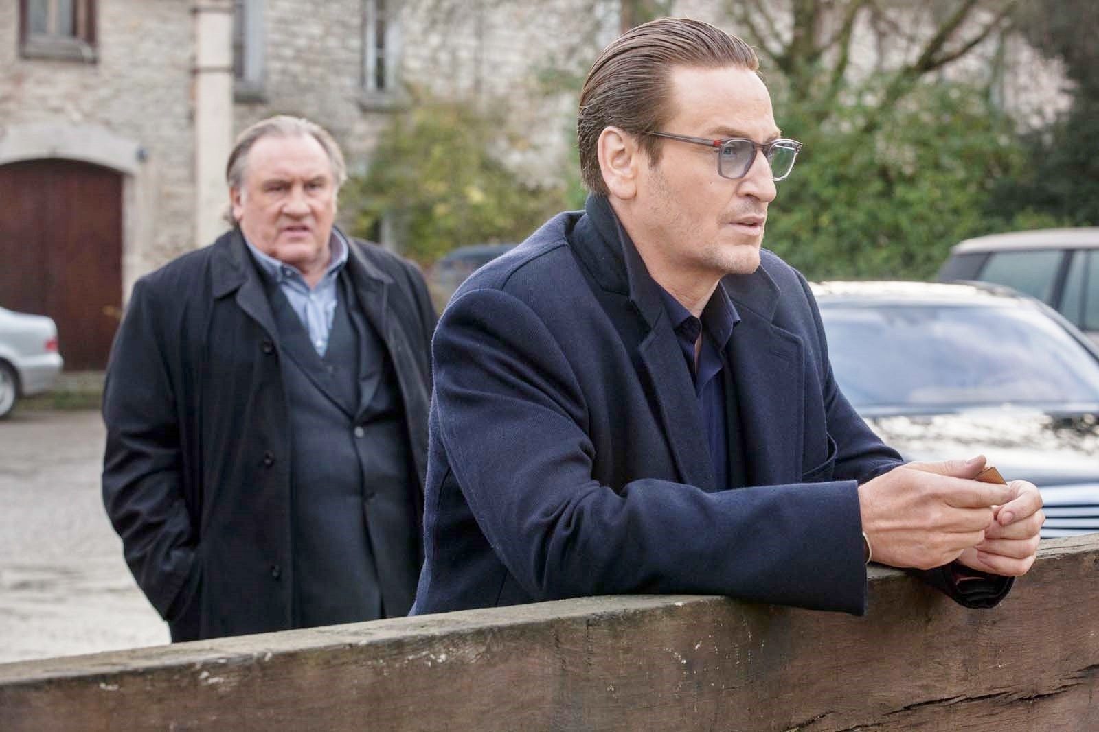 La Truffa del Secolo: foto e locandine del thriller con Gerard Depardieu