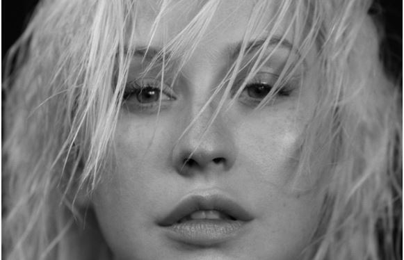 Christina Aguilera, Liberation debutta alla 6: settimo album in top 10 nella Billboard 200