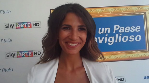 Roberta Morise a Blogo: “A Sei in un paese meraviglioso, mi sono sentita super-coccolata! Easy Driver? Qualcosina avrei cambiato…” (Video)