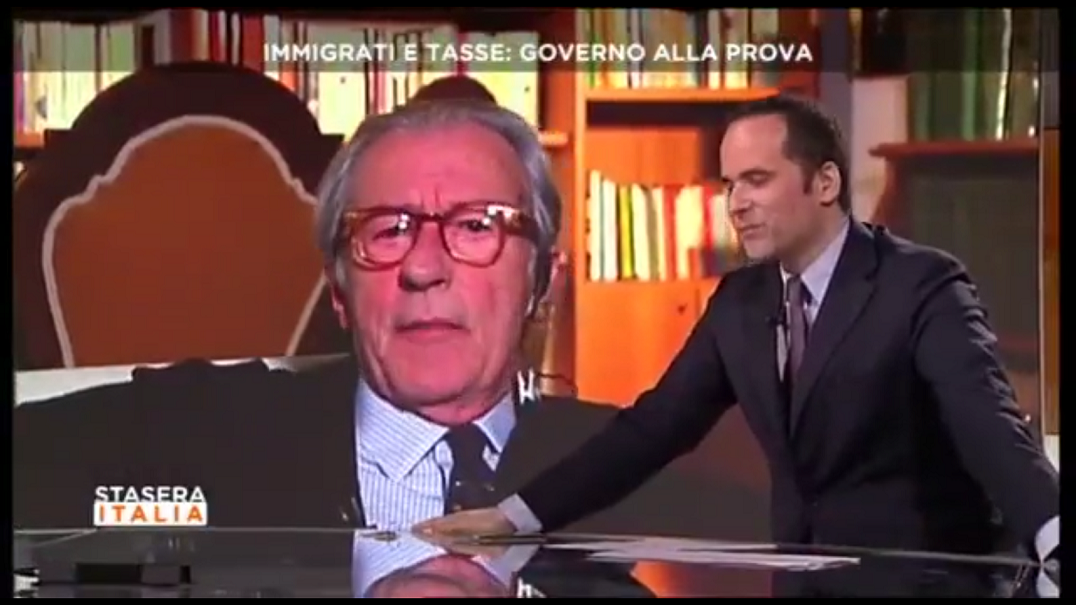 Vittorio Feltri a Stasera Italia: “Non li chiamo gay, ma ricchi**i, fro*i” (video)