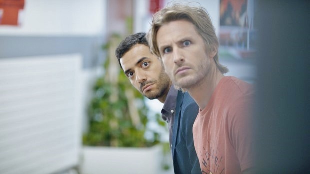Sposami, Stupido! – nuove clip in italiano della commedia di Tarek Boudali