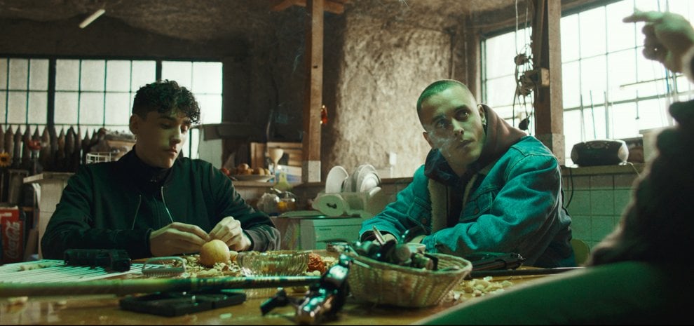 La terra dell’abbastanza: recensione in anteprima del film dei fratelli D’Innocenzo
