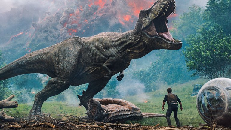 Jurassic World 2 sfonda il muro del miliardo di dollari incassati