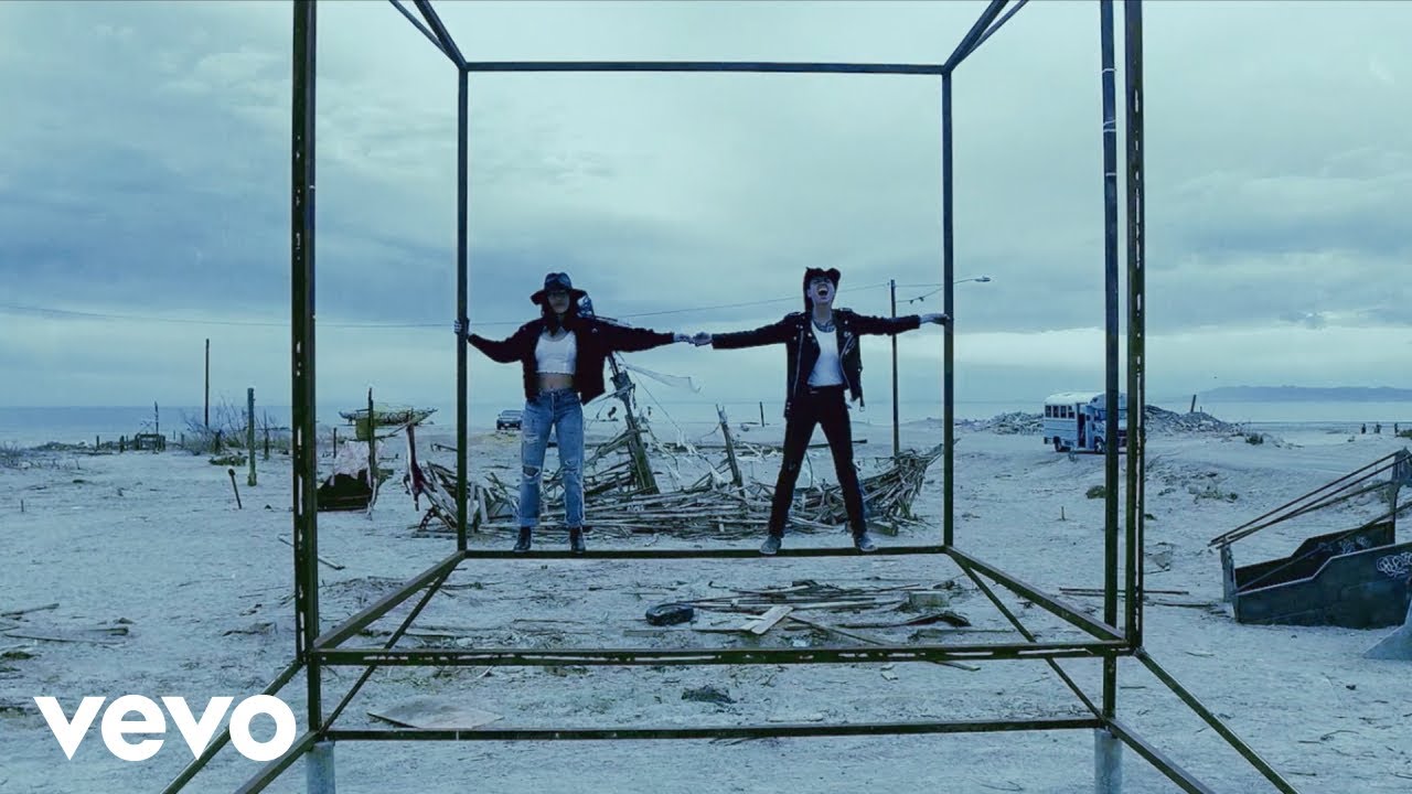 La Profezia dell’Armadillo – Clip “Morante”