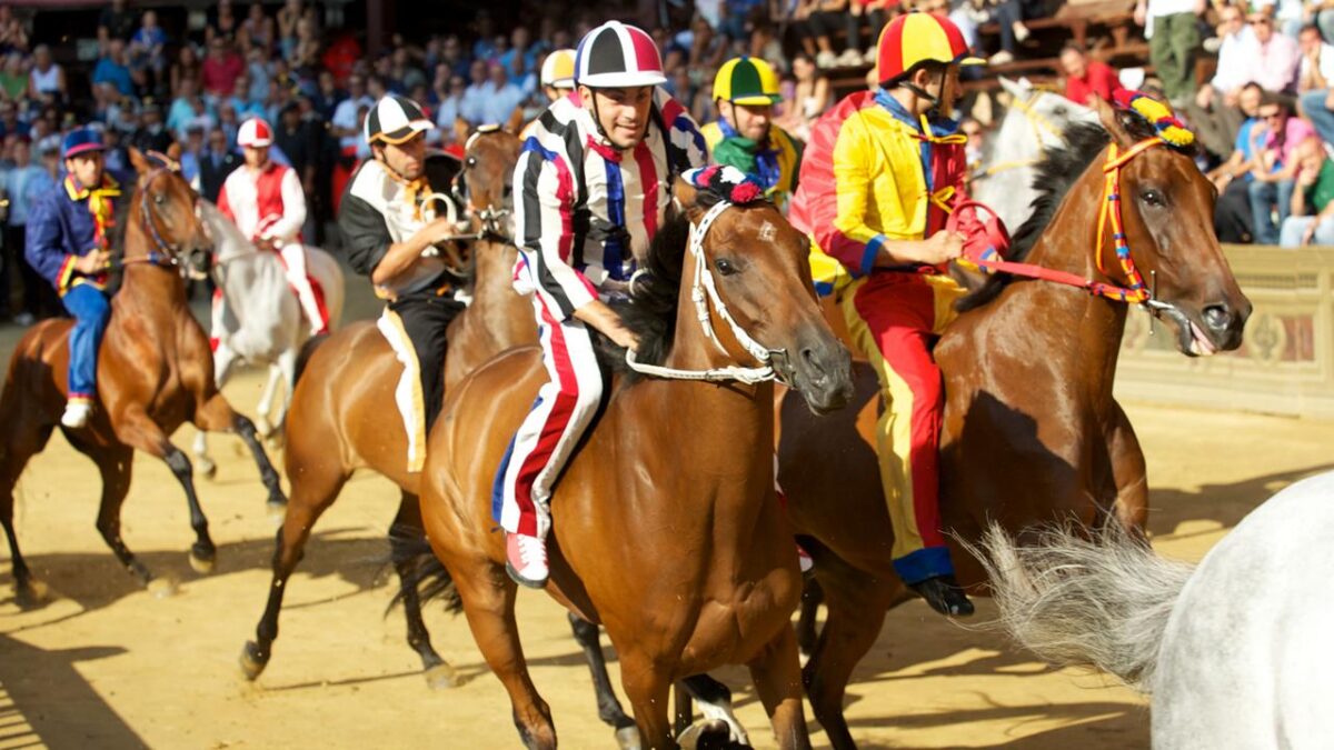 Palio di Siena, 2 luglio 2018: un nuovo volto al fianco di Annalisa Bruchi