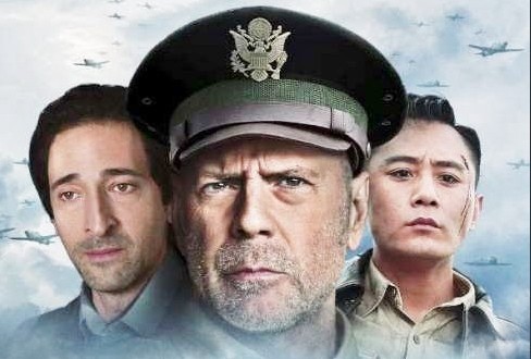 Air Strike: trailer e poster del film di guerra con Bruce Willis e Adrien Brody