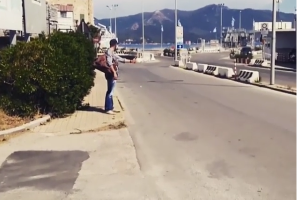 Biagio Antonacci, autostop… via Instagram [video]