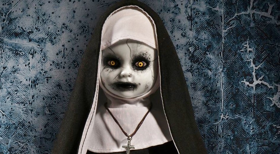The Nun: la “Living Dead Doll” della suora Valak
