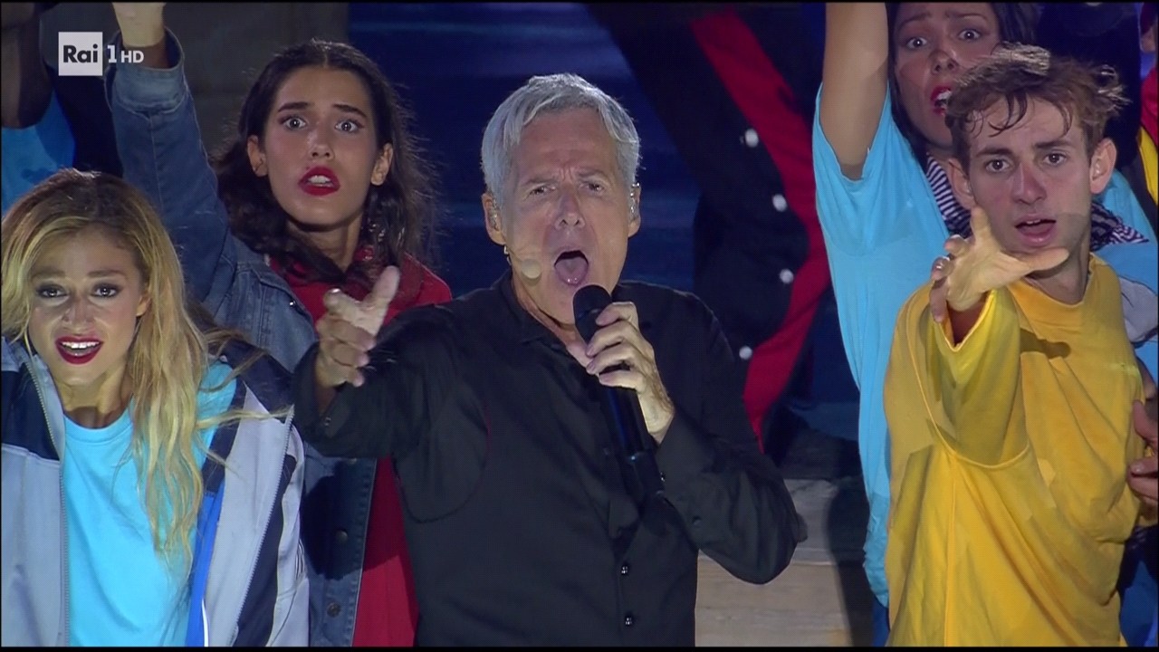 Claudio Baglioni Al Centro su Rai 1: l’impeccabile spettacolo della professionalità