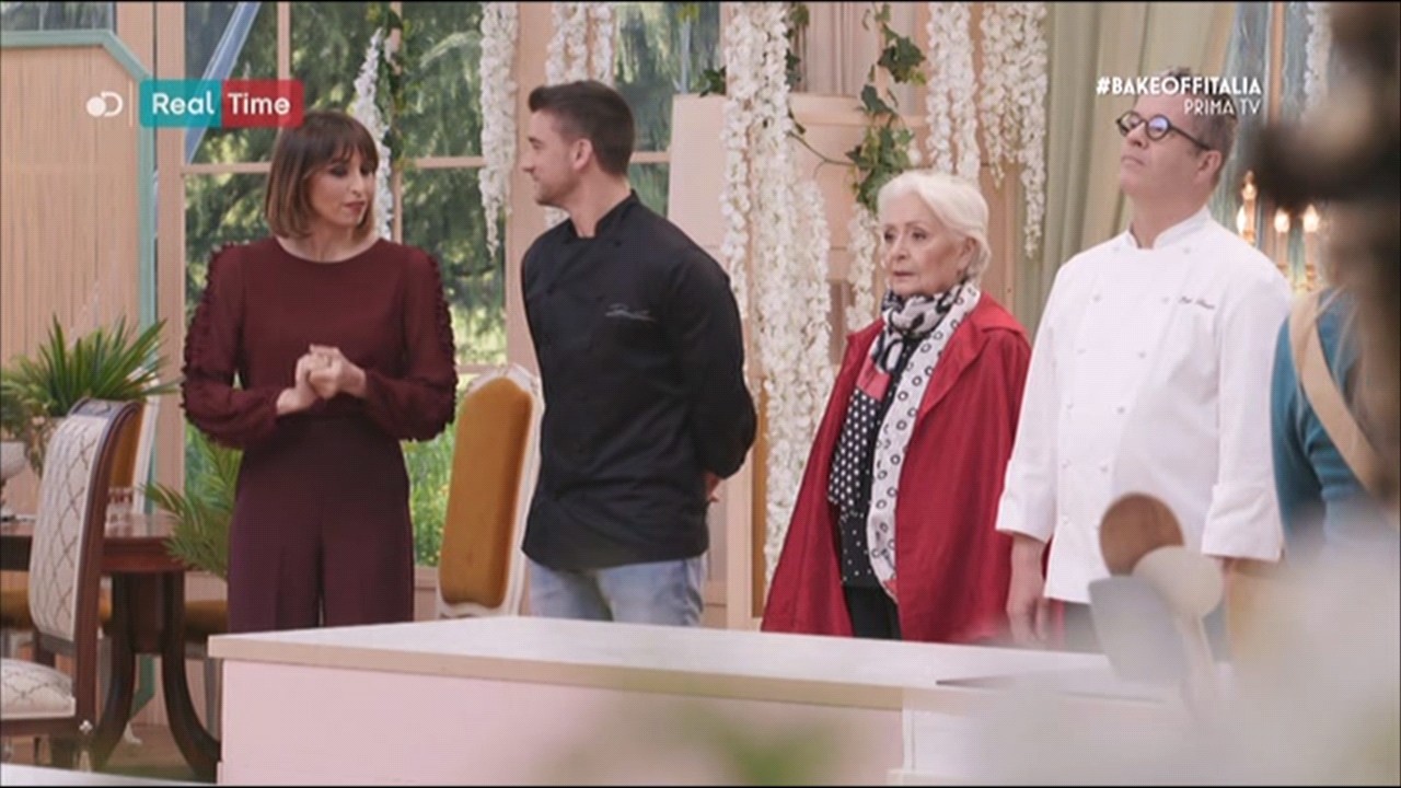Bake Off Italia 2018, terza puntata in diretta: fuori…