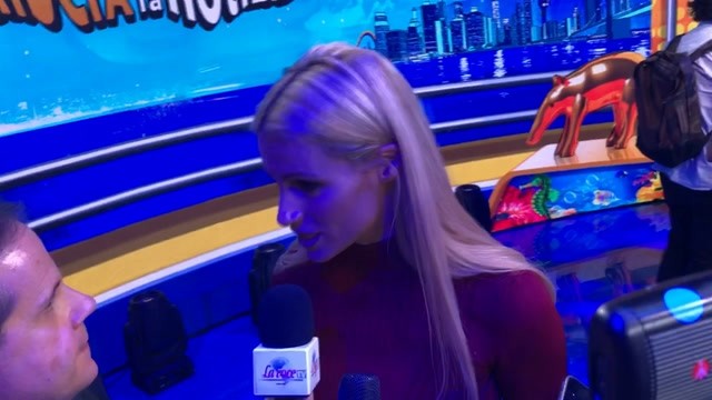 Michelle Hunziker – Intervista su Striscia la notizia