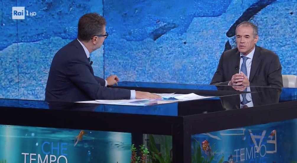 Gasparri contro Cottarelli a Che tempo che fa: “Viene pagato dalla Rai?”