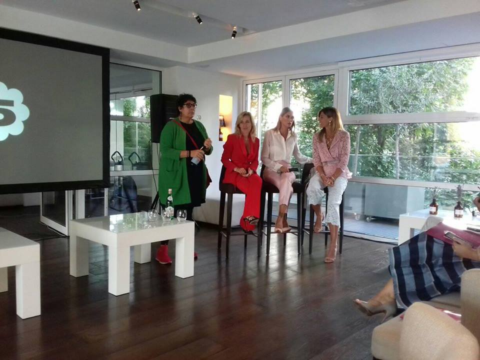 Il Padre della Sposa 2 conferenza stampa: le dichiarazioni di Melissa Satta, Raffaella Fusetti ed Alessandra Grillo