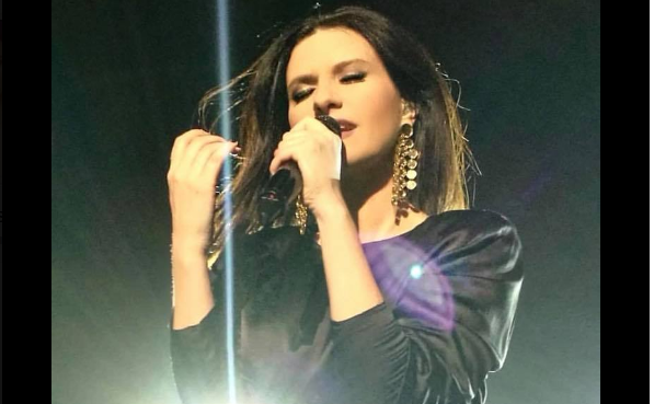 Laura Pausini, La soluzione: video ufficiale in anteprima mercoledì 12 settembre alle 21,20 su Canale 5