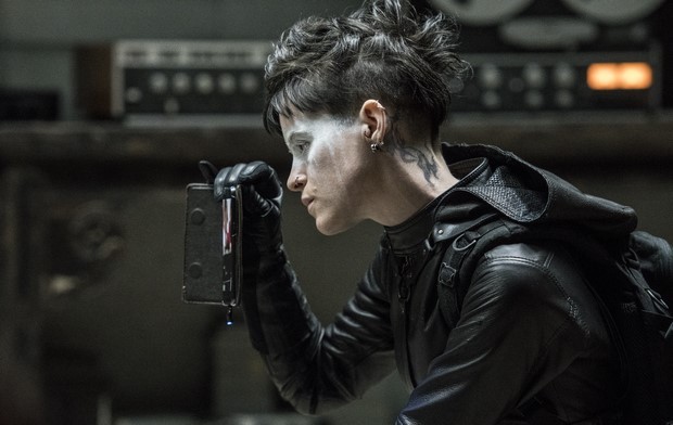 Quello che non uccide: nuovo trailer italiano e poster del thriller “The Girl in the Spider’s Web”