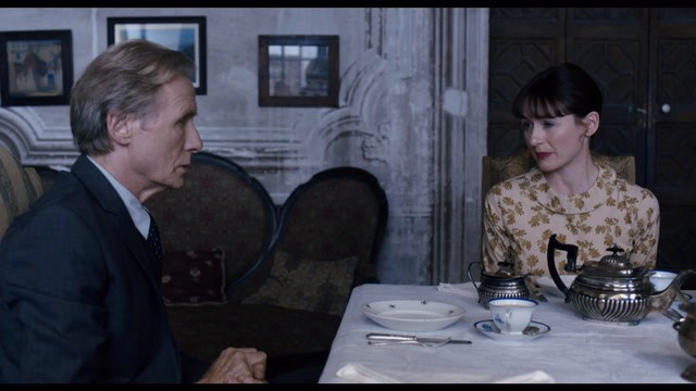 bookshop clip 13.mov