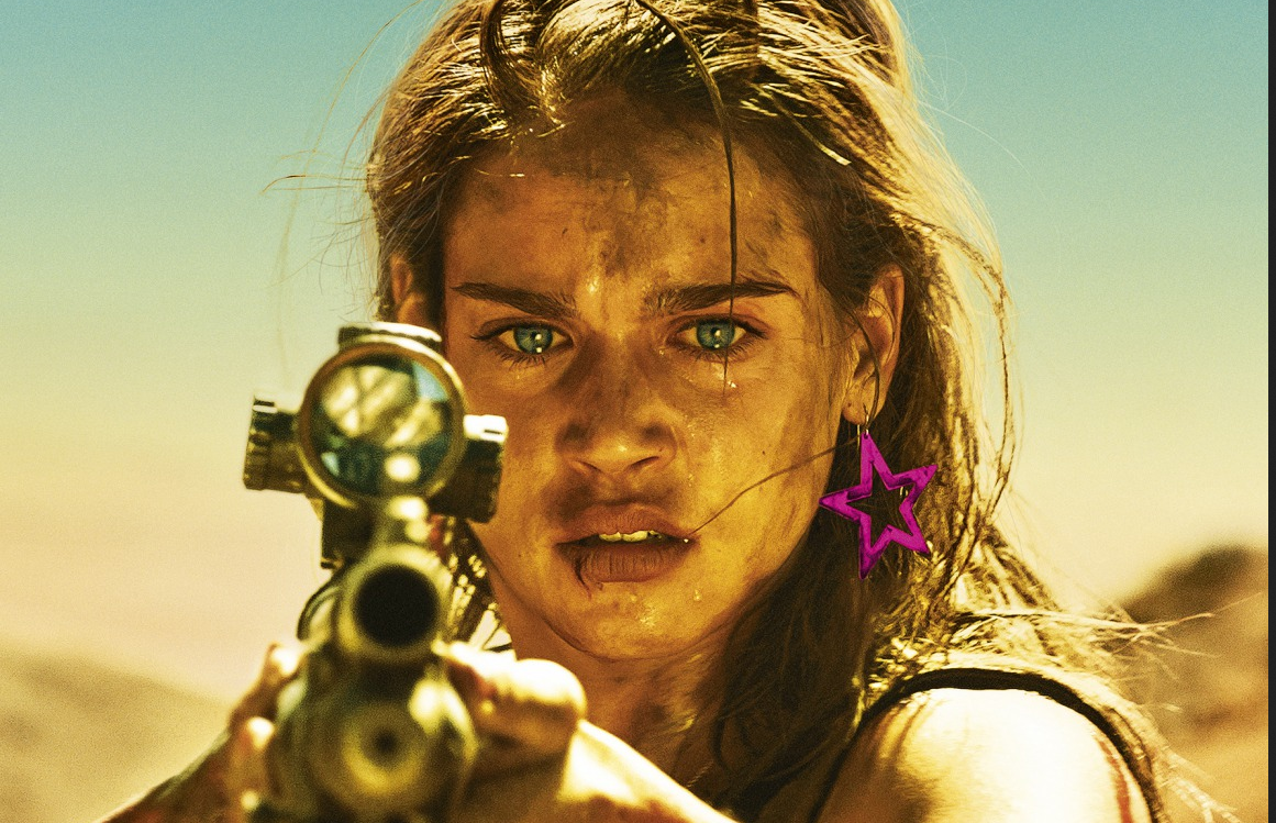 Revenge: recensione, curiosità e colonna sonora del thriller con Matilda Lutz
