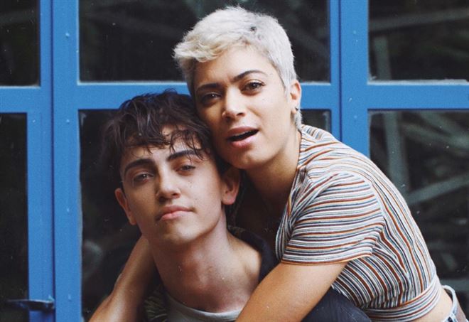 Elodie e Michele Bravi a Blogo: “Il successo di Nero Bali? Professionalità e grande amicizia”