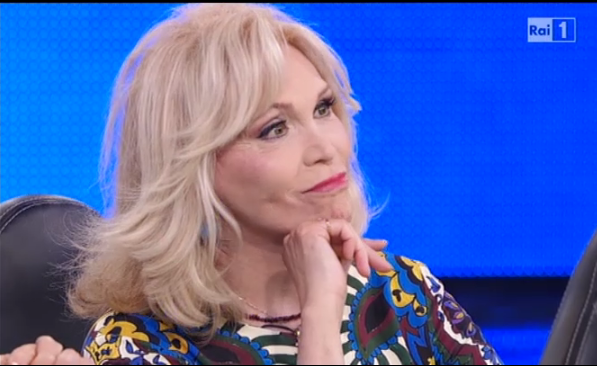 Amanda Lear: “Mi ero proposta a X Factor per sostituire l’Argento, mi hanno detto di no”
