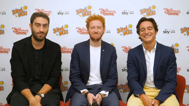 School Hacks, intervista video al cast, sceneggiatori e regista della serie tv