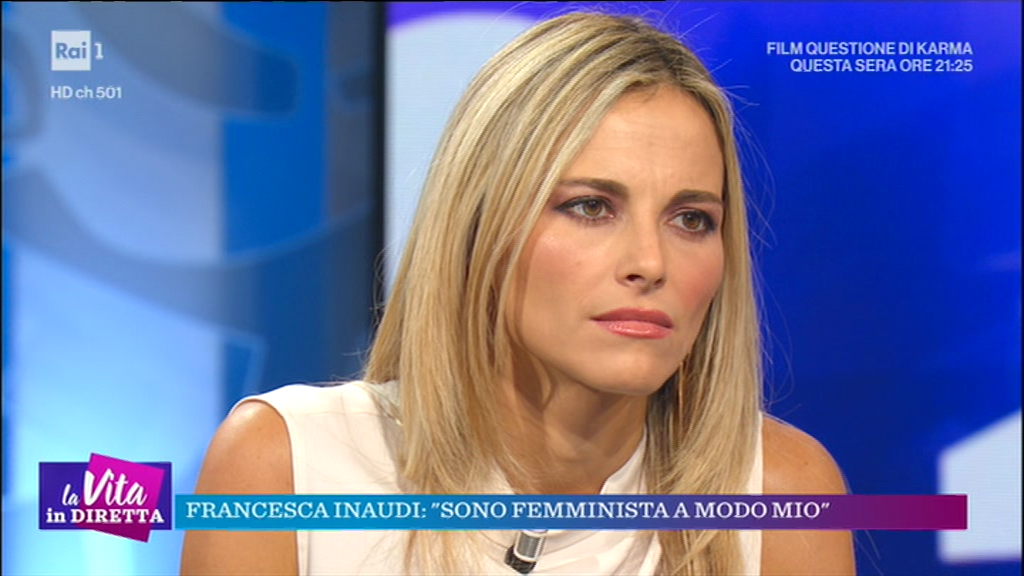 Gaffe Francesca Fialdini a La vita in diretta. Lei si giustifica: “Non criticavo gli autori”