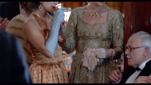 book shop clip 6 e 7.mp4