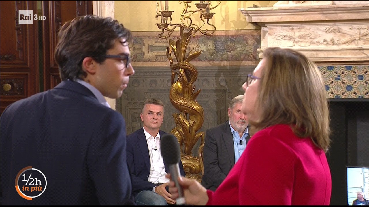 1/2 H in più, Lucia Annunziata in diretta da Genova