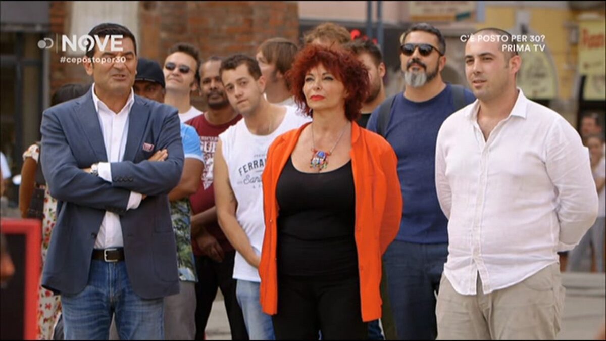 C’è Posto per 30? si corregge per strada (ma non calma i ristoratori)