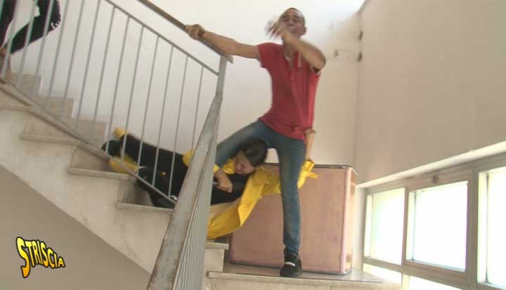 Striscia La Notizia, Stefania Petyx aggredita a Palermo finisce in ospedale