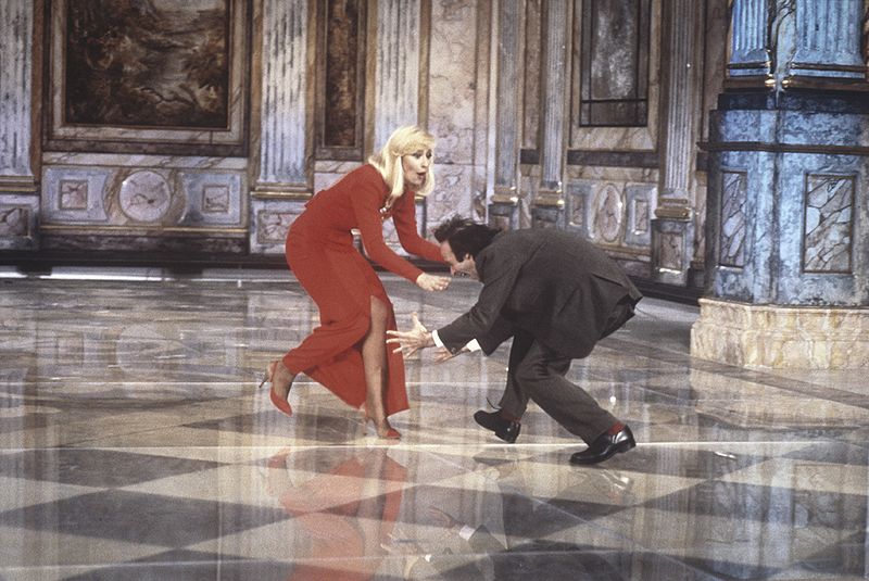 È successo in TV – 19 ottobre 1991: Roberto Benigni show a Fantastico 12 (video)