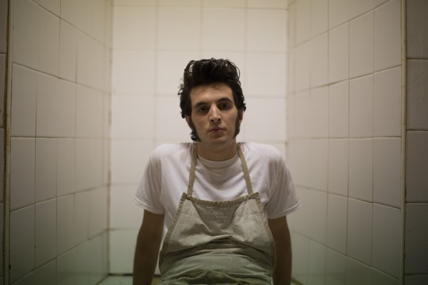 Guarda in alto: trailer, clip, foto e poster del film con Giacomo Ferrara