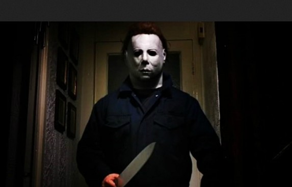 Halloween, nuova teoria dei fan: Michael è un cyborg della Silver Shamrock?