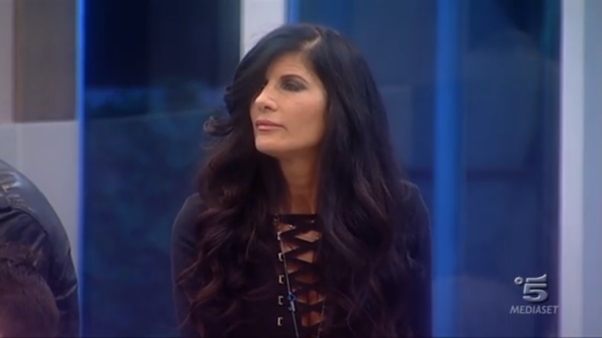 È successo in TV – 10 ottobre 2016: Pamela Prati squalificata dal primo Grande Fratello VIP (video)