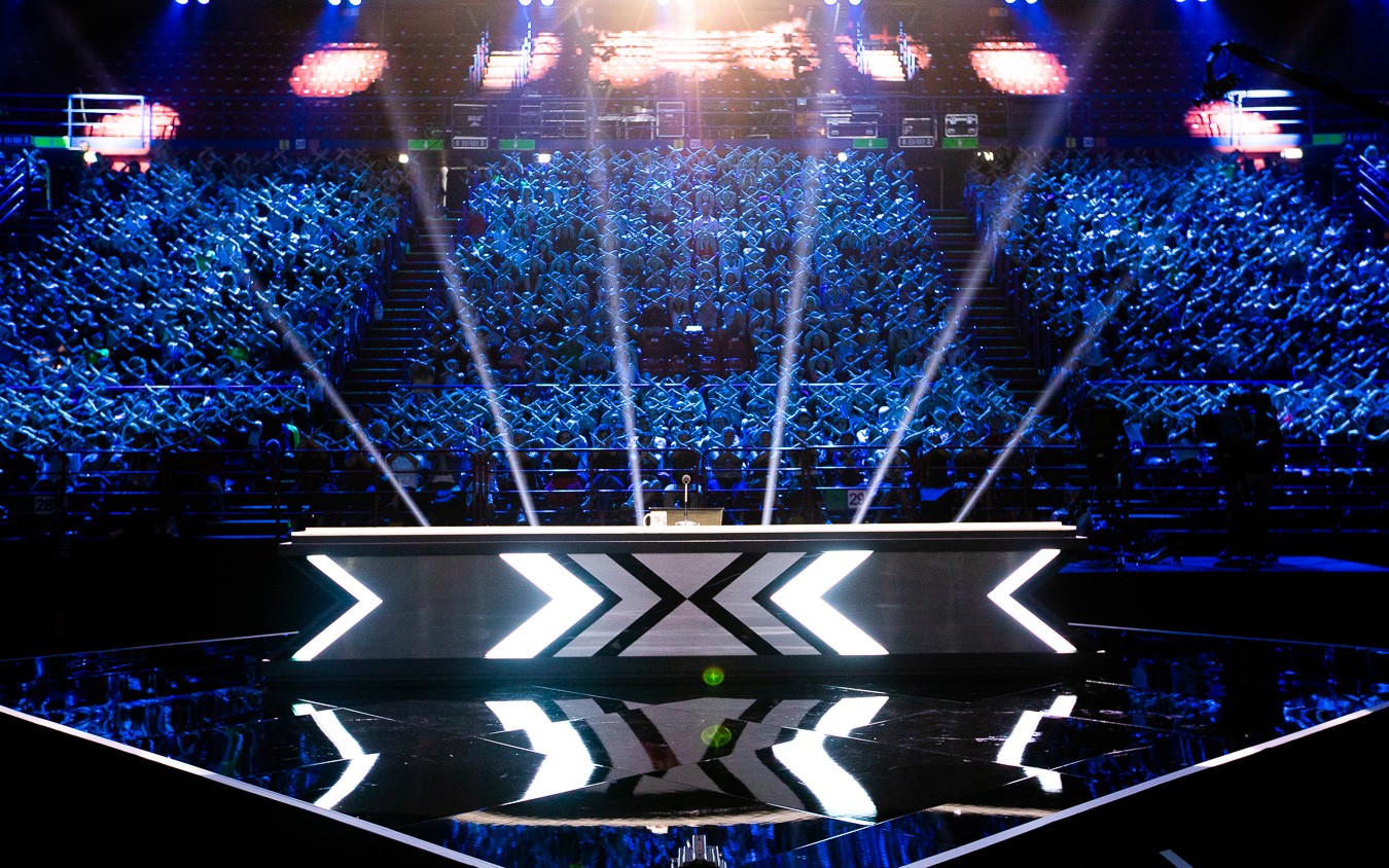 X Factor 12, prima puntata dei bootcamp: Under Donne a Manuel Agnelli e Over a Fedez