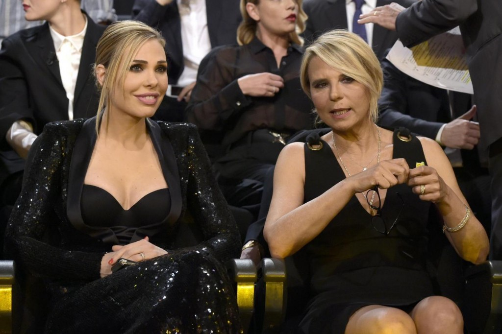Grande Fratello Vip: Maria De Filippi opinionista salva-ascolti? L’indiscrezione di Signoretti