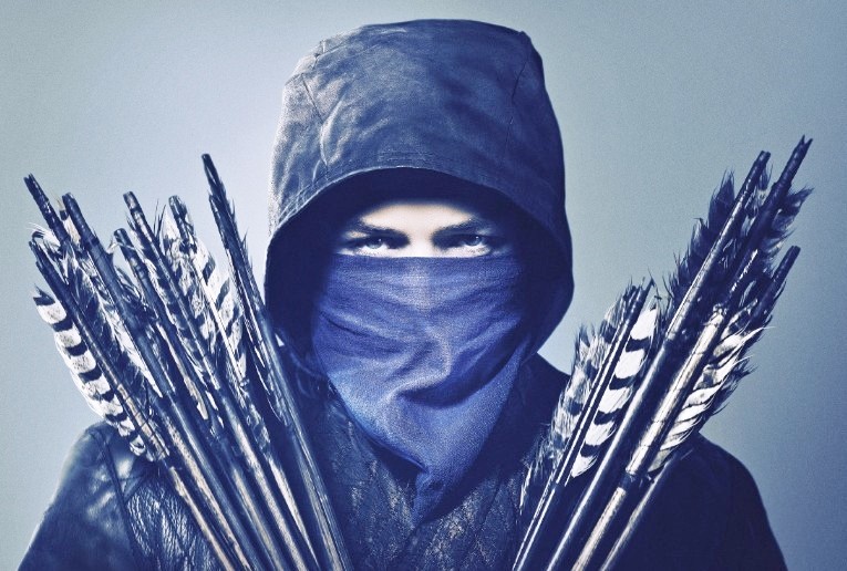 Robin Hood – L’origine della leggenda : trailer italiano, foto e nuovi poster del film con Taron Egerton e Jamie Foxx