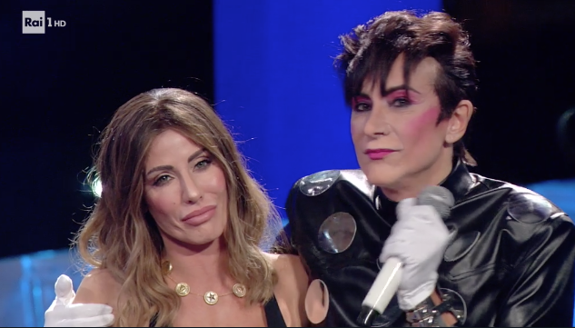 Tale e Quale Show 2018, venerdì 19 ottobre: trionfo Luxuria, stupisce Tavassi