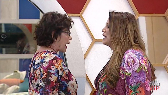 È successo in TV – 23 ottobre 2017: la lite fra Corinne Clery e Serena Grandi al Gf Vip 2 entra nella storia (video)