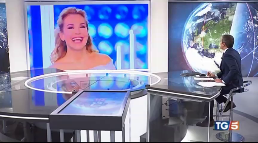 Barbara d’Urso interviene al Tg5: “La domenica vinciamo la sfida degli ascolti” (video)