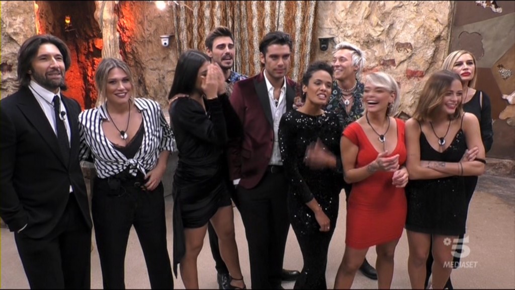 Grande Fratello Vip 3 puntata 26 novembre 2018: nominate Lory e Benedetta. Eliminate Giulia P. e Martina