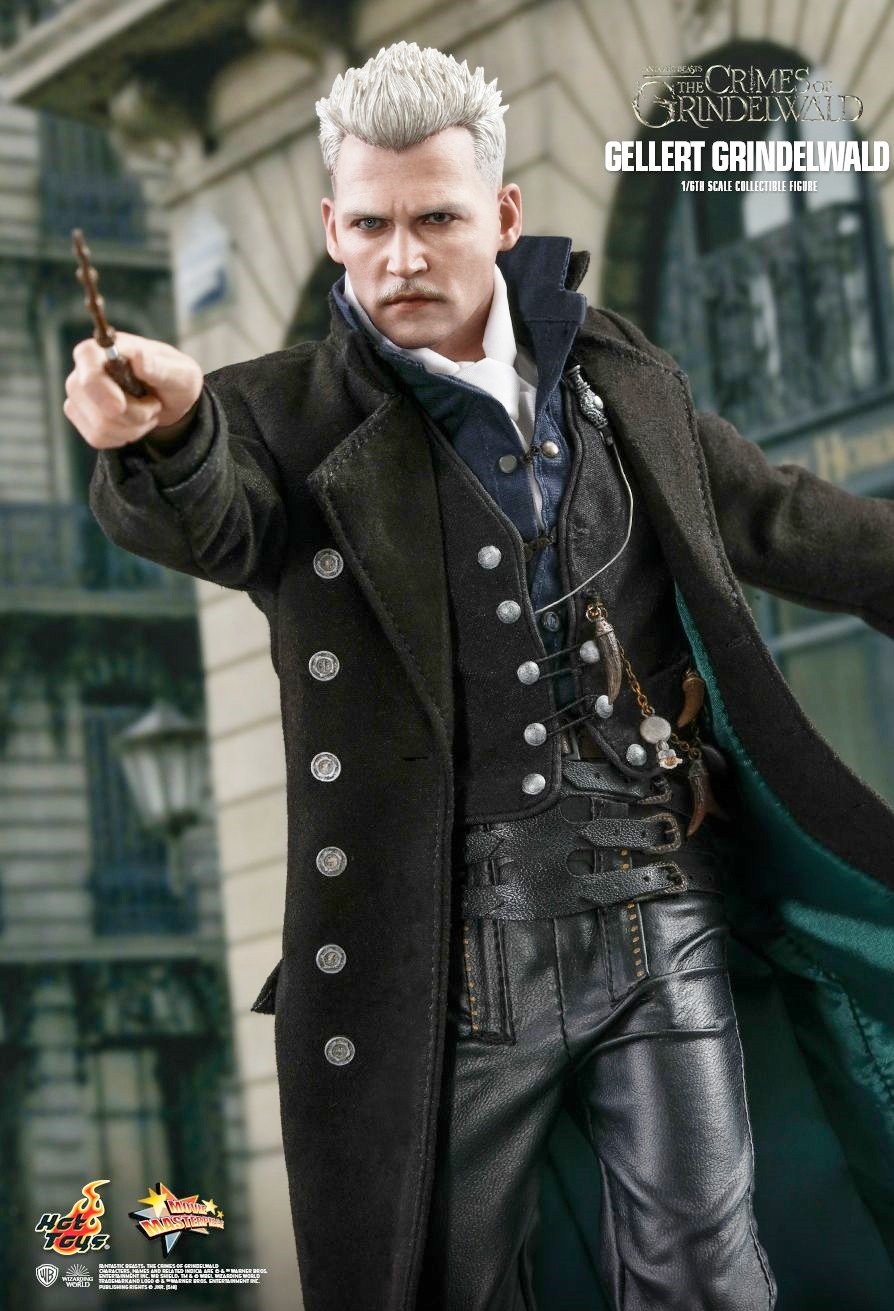 Animali Fantastici 2: l’action figure “Hot Toys” di Gellert Grindelwald / Johnny Depp