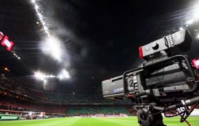 Per gli abbonati Sky un pomeriggio a reti bianche: il primo gol in onda alle 19.40
