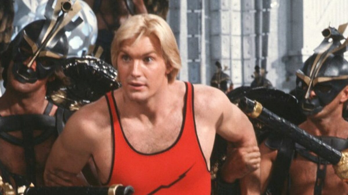 Flash Gordon, Julius Avery alla regia