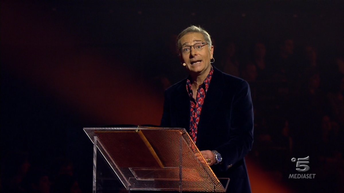 È successo in TV – 24 novembre 2005: Paolo Bonolis e Il senso della vita (video)