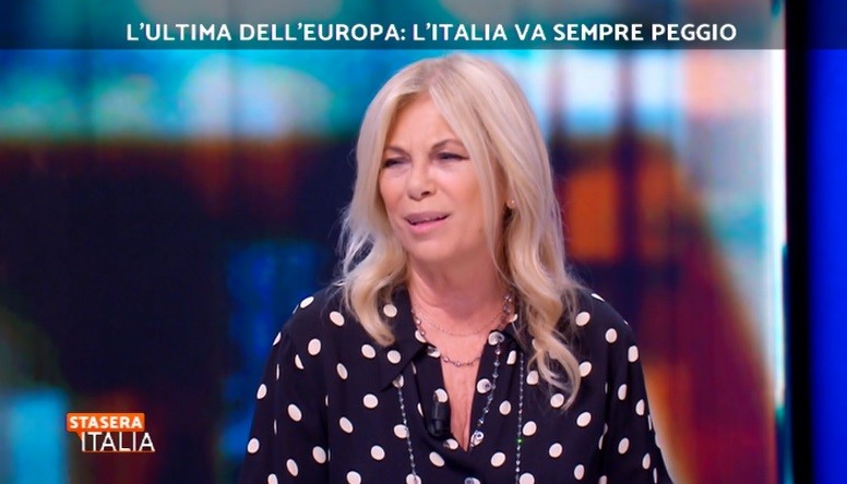 Rita Dalla Chiesa ospite a Stasera Italia. Barbara Palombelli: “Persona a cui tengo, ci vogliamo bene”