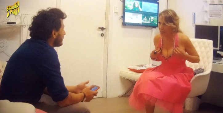 Scherzi a parte, lo scherzo a Barbara d’Urso scompare dal sito: perché?